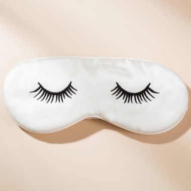 Best White Silk Eye Mask with Printed Eyelashes Canada